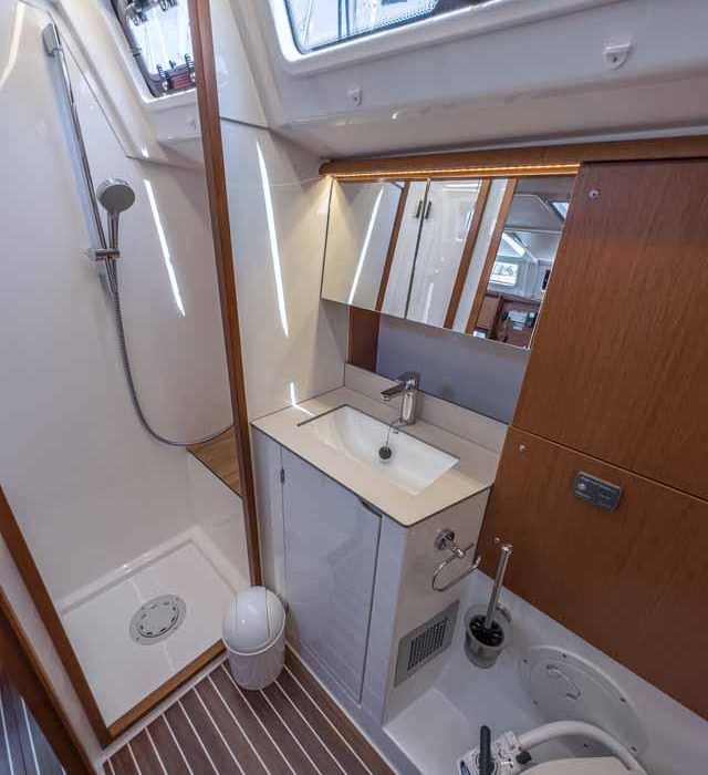 Naos | Bavaria C46 photo 11