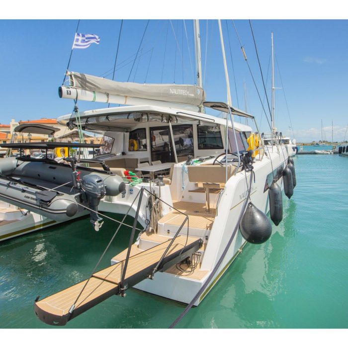 Seabird | Nautitech 44 Open photo 8