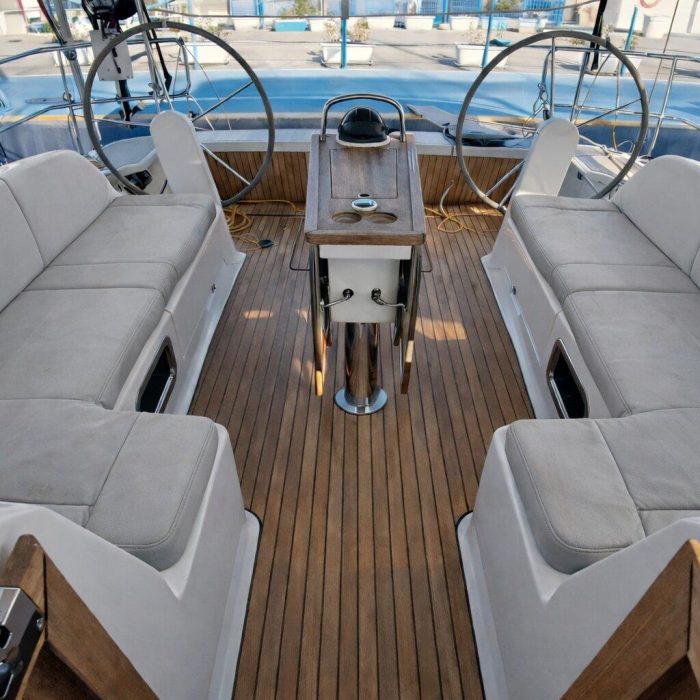 Queen Dina | Bavaria Cruiser 46 photo 3
