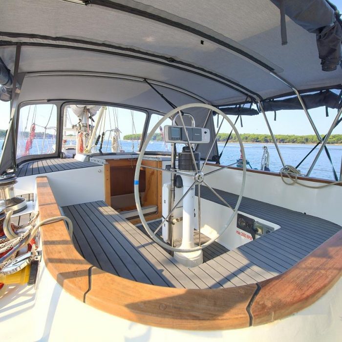 Amica | Dolphin 50 photo 9