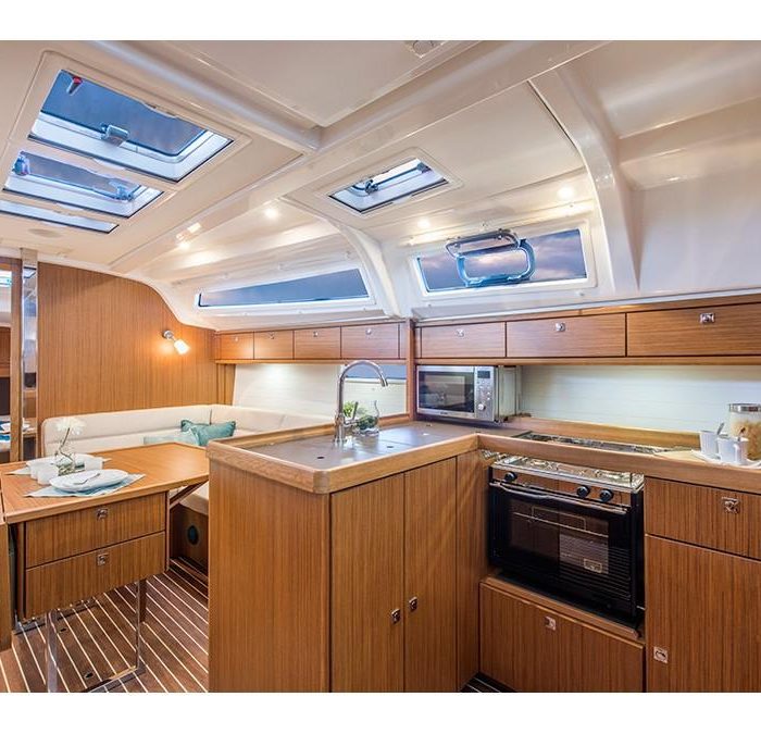 Gale | Bavaria Cruiser 37 photo 3