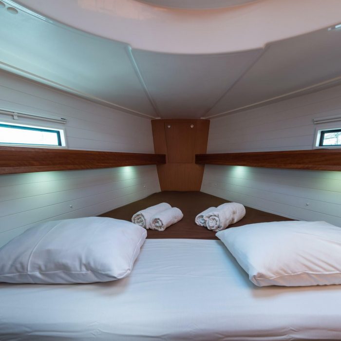Deneb | Bavaria 40 Cruiser photo 5