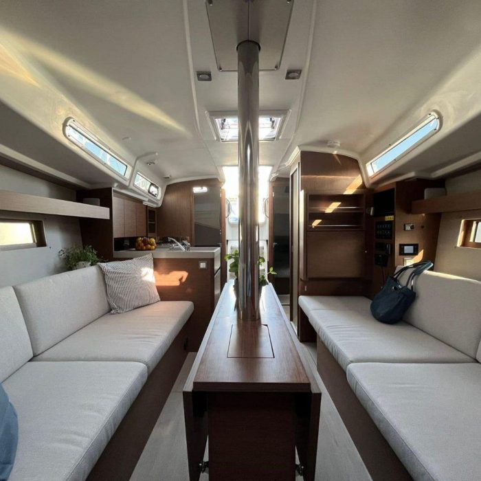 Sailing Spirit | Oceanis 34.1 photo 14