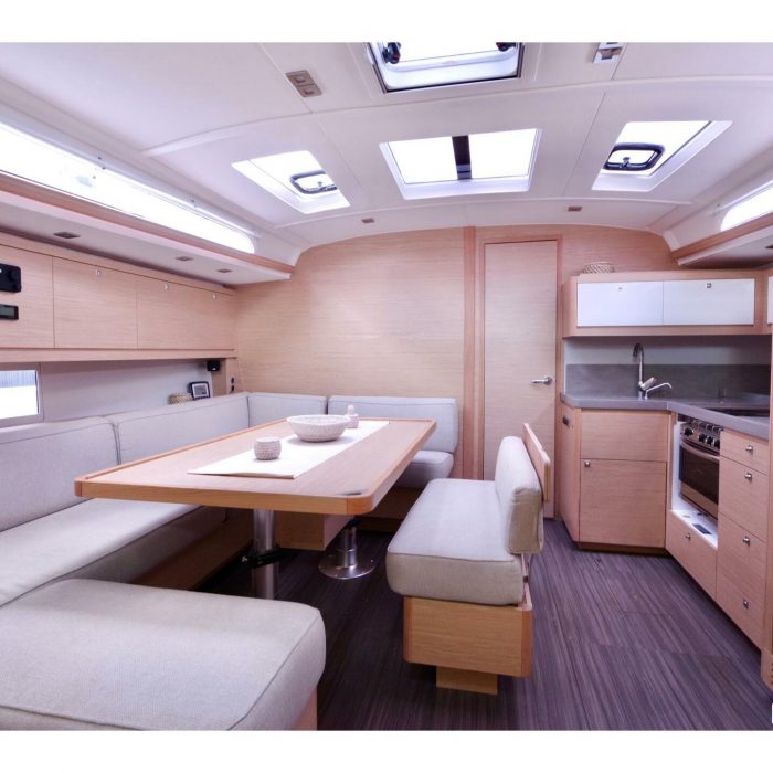 Lucia - Water maker, Solar Panel | Dufour 470 photo 10