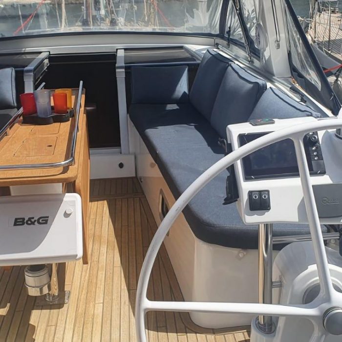 Premium + | Oceanis 60 photo 9