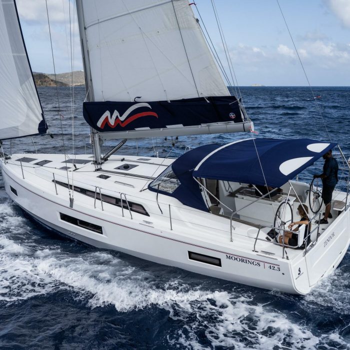Moorings 42.3 Club | Oceanis 40.1 photo 2