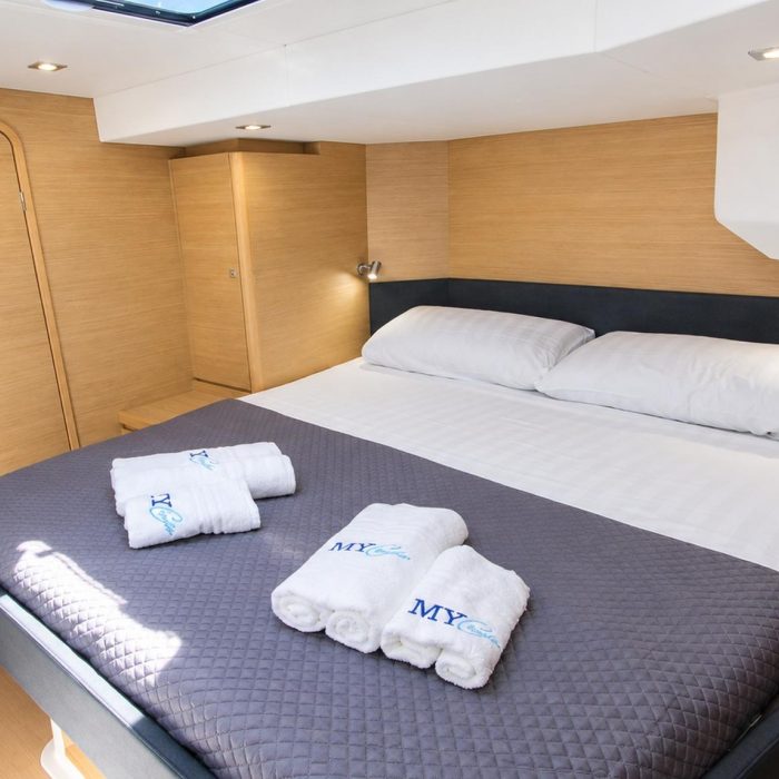 Amelie | Dufour Catamaran 48 photo 33