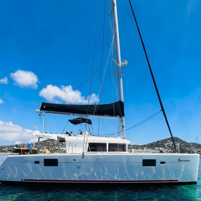 Fornes | Lagoon 450 Fly photo 2