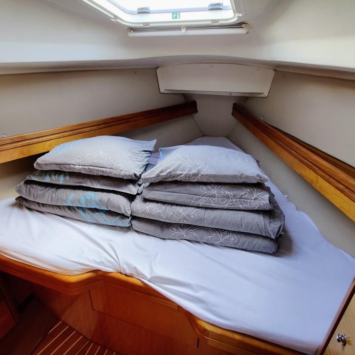 Achi | Bavaria 31 Cruiser photo 11