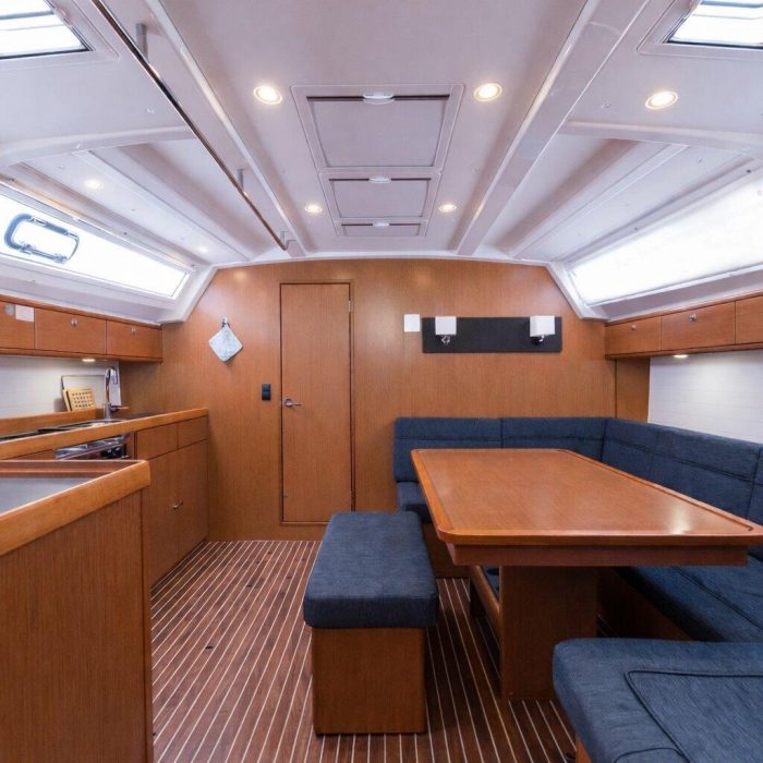 Queen Dina | Bavaria Cruiser 46 photo 9