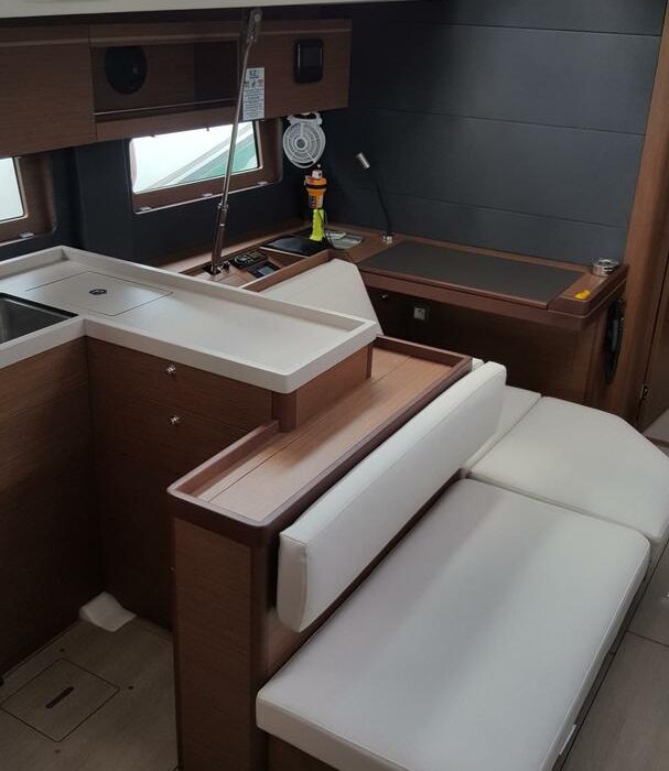 Nicolaos | Oceanis 51.1 photo 2