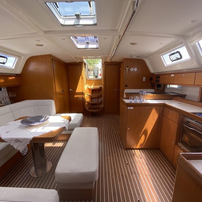 Rutilicus | Bavaria Cruiser 51 photo 4