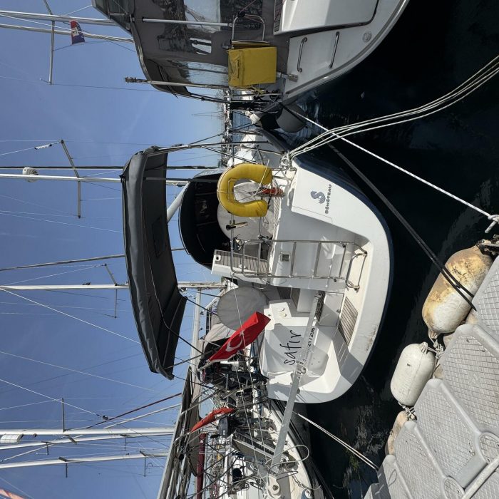 Premium | Oceanis 40 photo 6