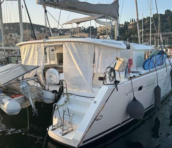 Branchia | Lagoon 450 Fly photo 6