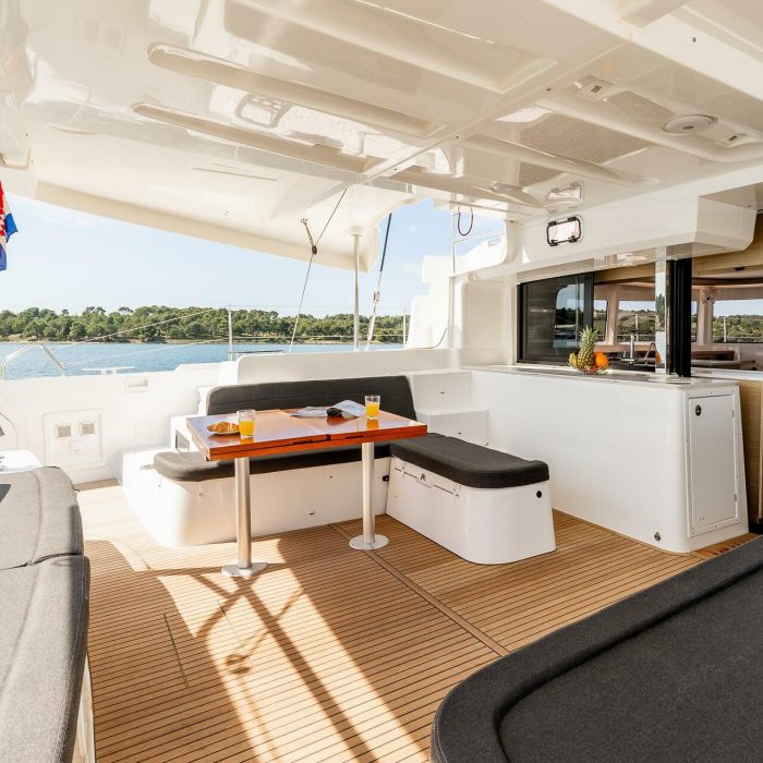Poseidon | Lagoon 46 photo 8