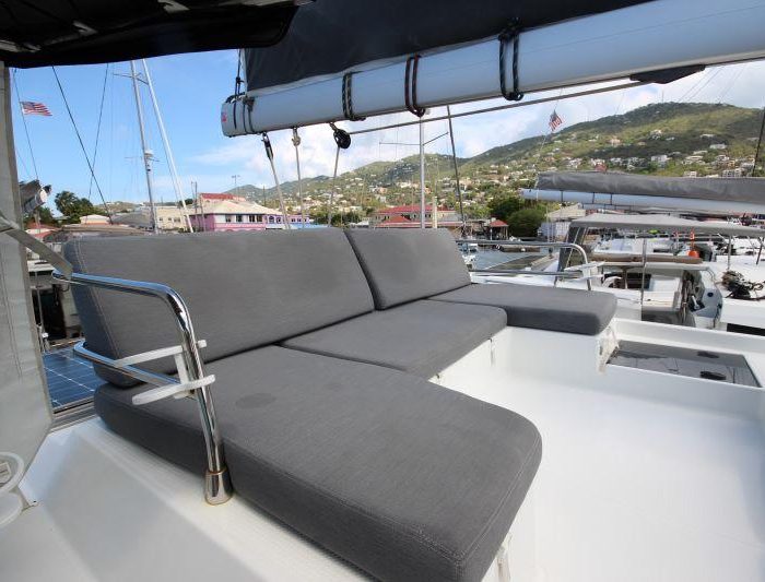 La Belle Vie | Fountaine Pajot Saona 47 - 5 cab. photo 11