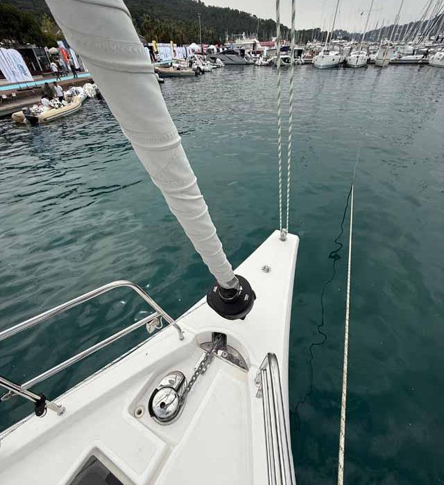 Elifozzi | Bavaria C46 photo 2