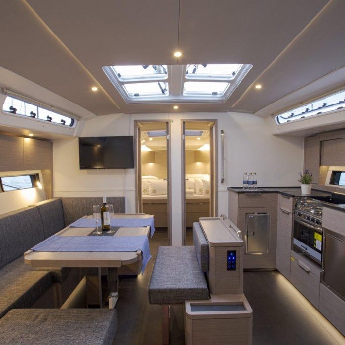 White Pearl | Hanse 460 photo 18