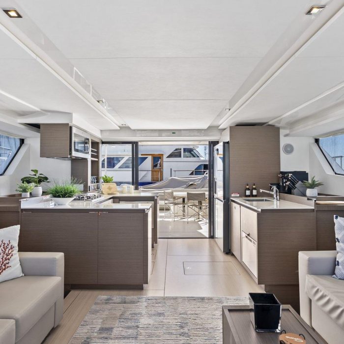 Nauti Cat | Leopard 53 - OW photo 19