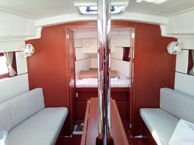 Mia | Oceanis 35.1 photo 3