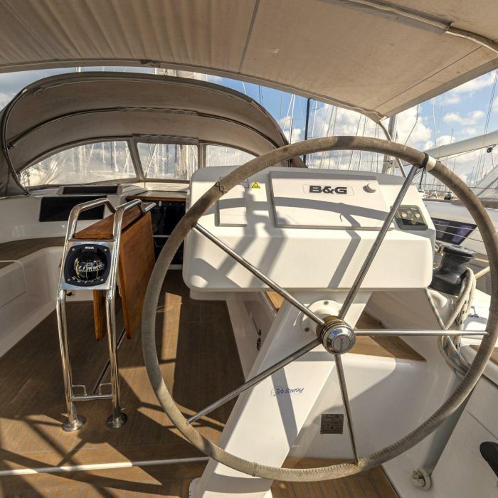 Bea - Water maker, Solar Panel | Hanse 458 photo 6