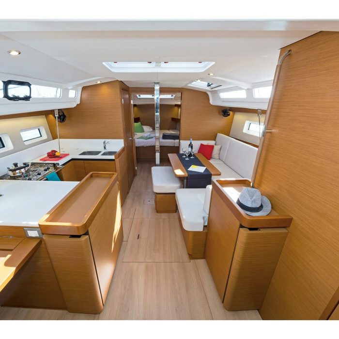 Dory | Sun Odyssey 440 photo 11