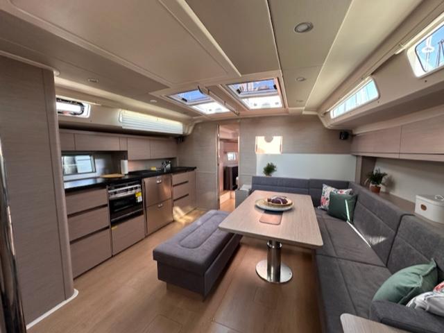 Bright Future | Hanse 508 photo 9