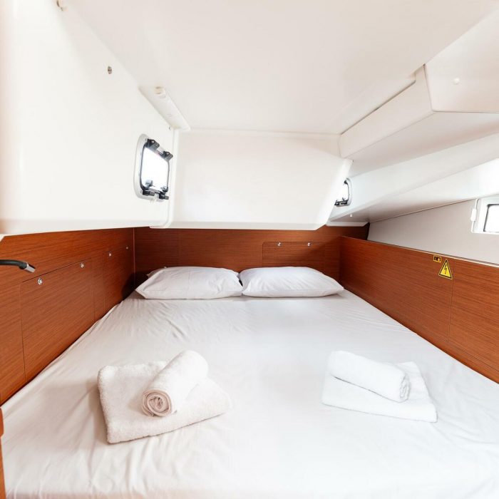 Pnoe | Sun Odyssey 490 photo 17