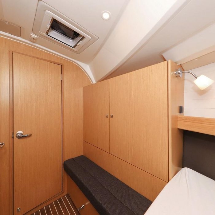 Hemonaty | Bavaria Cruiser 41 photo 11