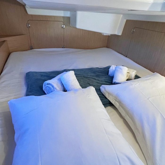 Ti Dodo IV | Bavaria C42 photo 13