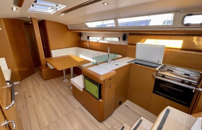 Amelie (Refit 2022) | Sun Odyssey 449 photo 6