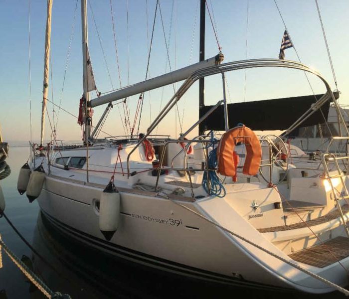 Sofia | Sun Odyssey 39i photo 2 Sofia | Sun Odyssey 39i photo 2