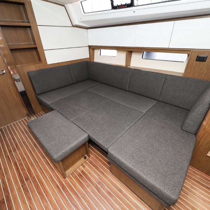 Lana | Bavaria C46 photo 8