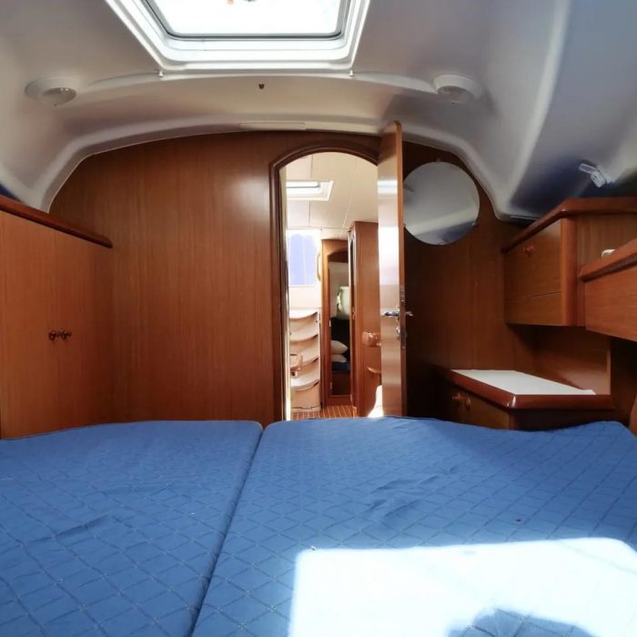 Morpheus | Sun Odyssey 37 photo 9