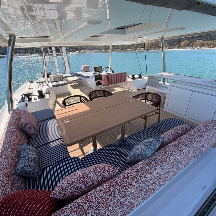 Nama | Lagoon 60 photo 32