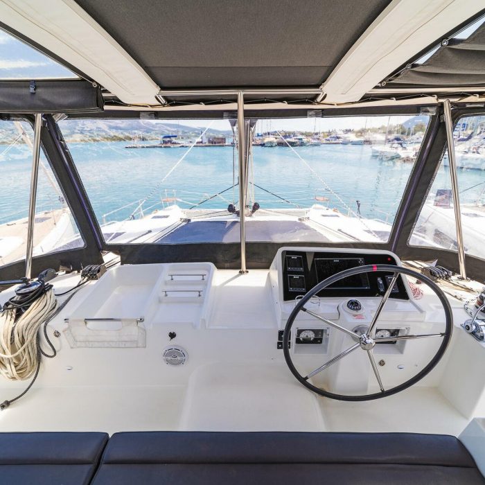 Kon-Tiki | Lagoon 450 Fly photo 3