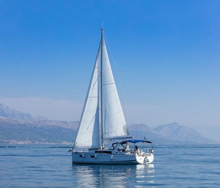 ANIMA MARIS 2 | Oceanis 38.1 photo 11