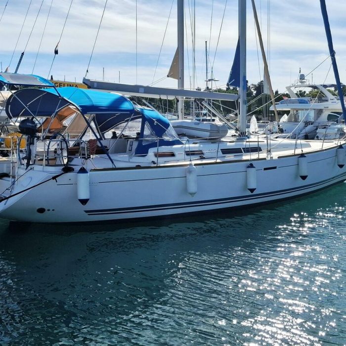 Hauraki (refit: 2025, new engine and solar panels) photo 1