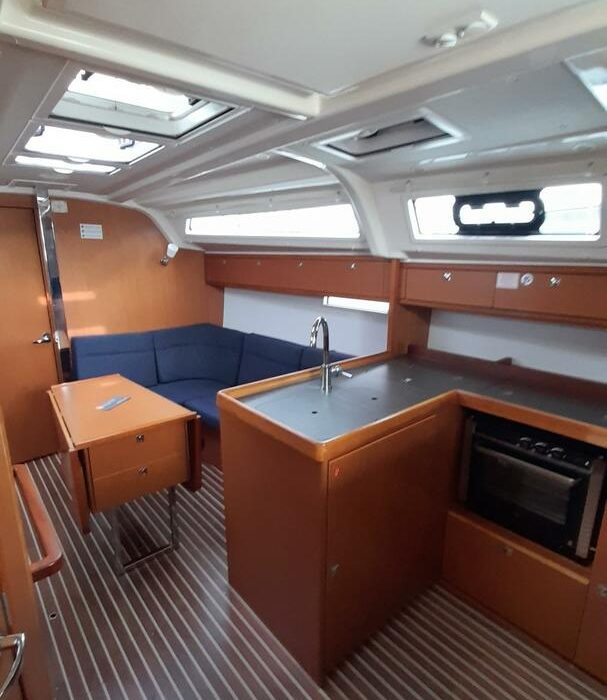 Nenemia | Bavaria 37 Cruiser photo 12