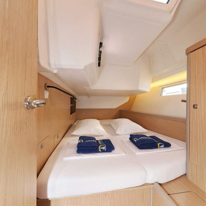 Barbarella | Oceanis 45 photo 21
