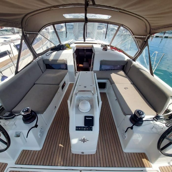 Apollonas | Sun Odyssey 440 photo 2