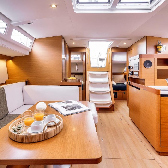 MARE MIA | Sun Odyssey 490 photo 8
