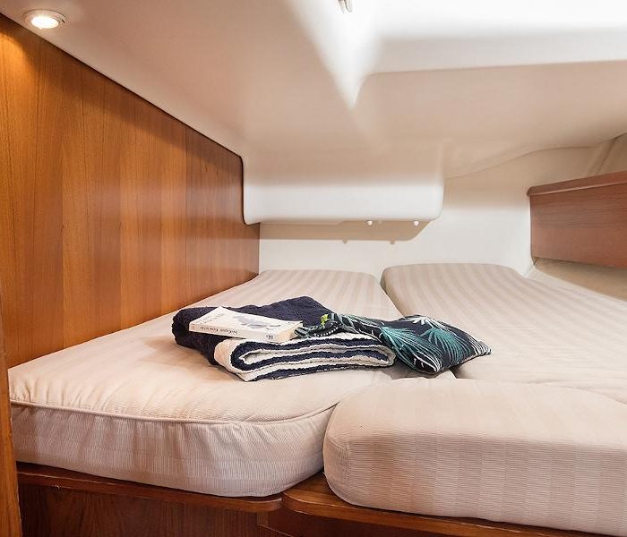 Frine | Sun Odyssey 43 photo 9