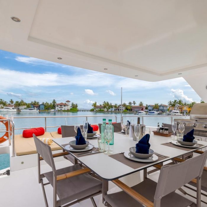 Over Reef | Power Catamaran photo 48