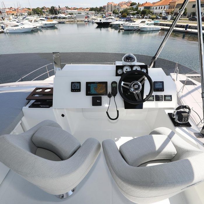 Anrik | Fountaine Pajot MY 37 photo 4