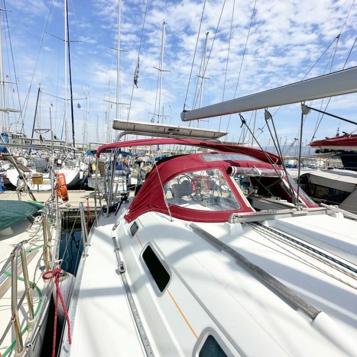 Argo | Oceanis 393 photo 5