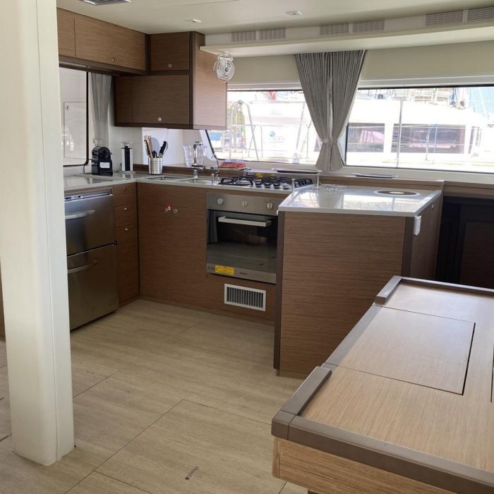 Naka - PREMIUM LINE | Lagoon 52F photo 21