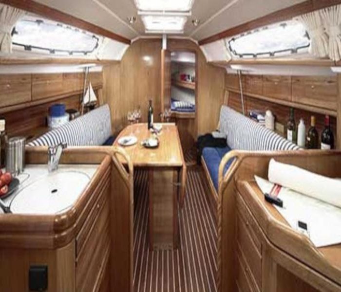 REGINA IV | Sun Odyssey 32i photo 6