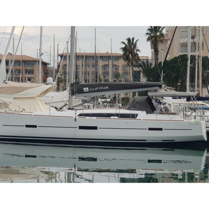 Nishane | Dufour 460 photo 3