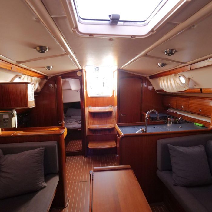 Altair | Bavaria 36 photo 18